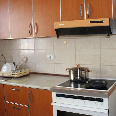 Bledi'S Comfy Apartment In New Blvd / Free Parking Tirana Buitenkant foto