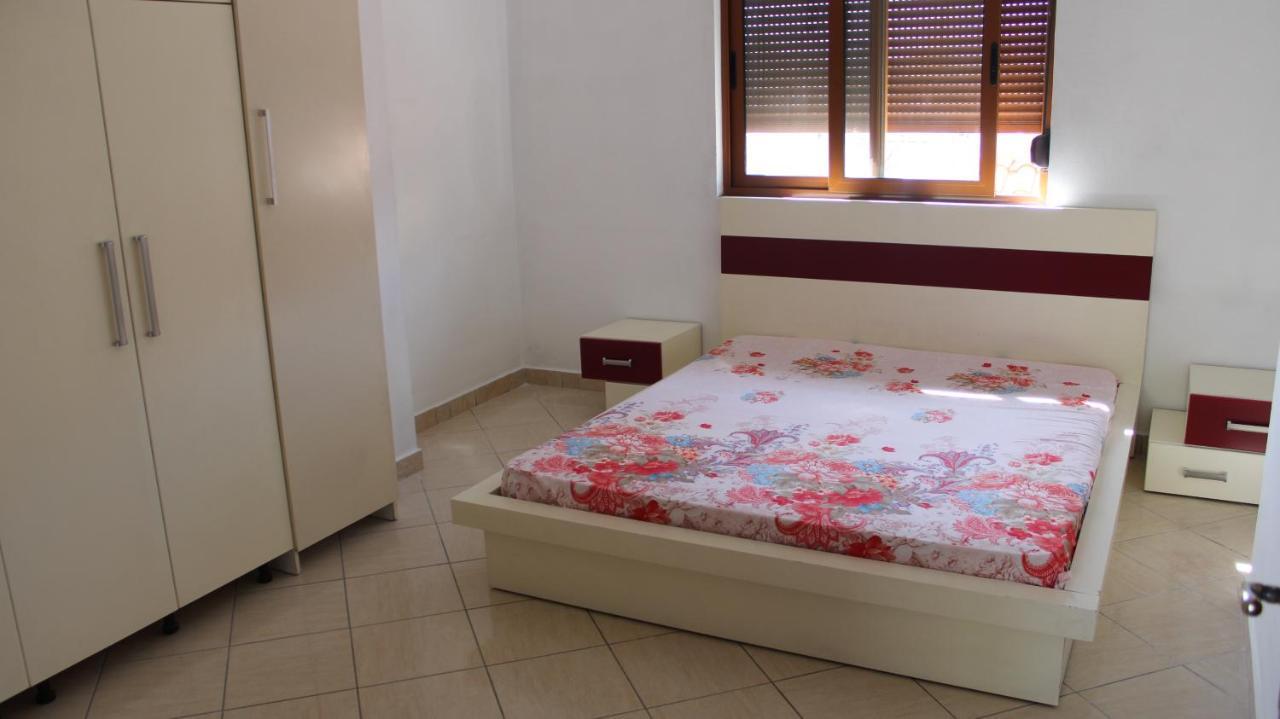 Bledi'S Comfy Apartment In New Blvd / Free Parking Tirana Buitenkant foto
